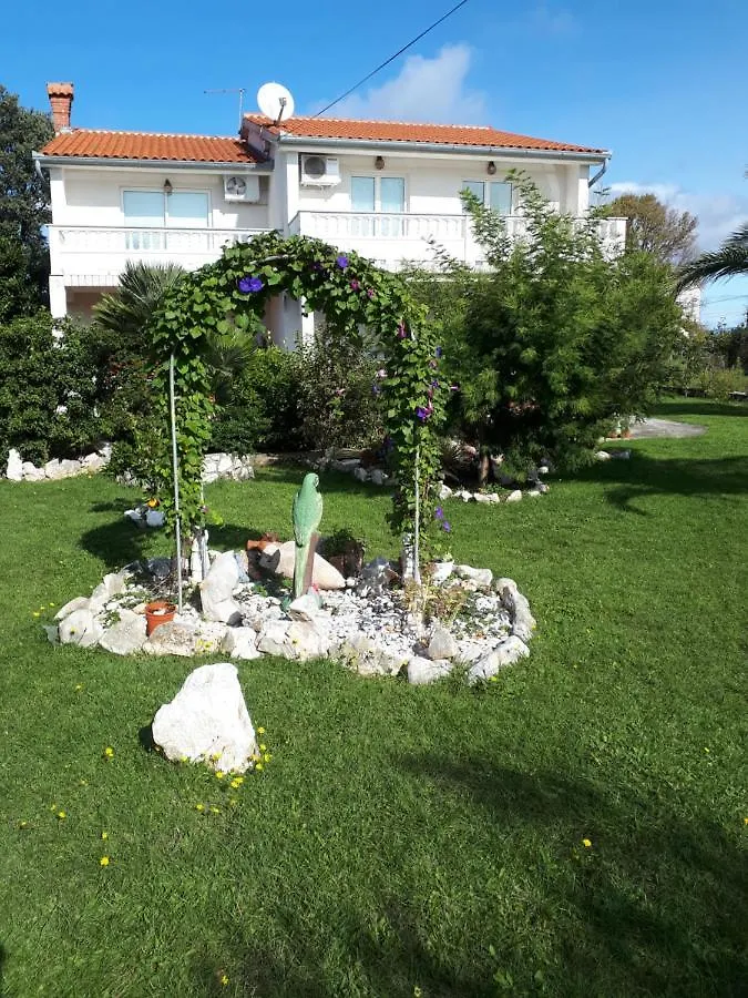 Apartments Makaus Rab Island 0*, Kampor Croatia
